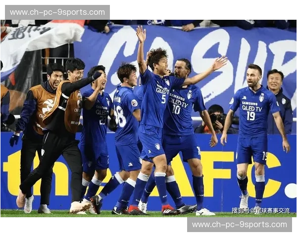 历史的回响与未来的碰撞：广岛三箭与鹿岛鹿角的绿茵对决